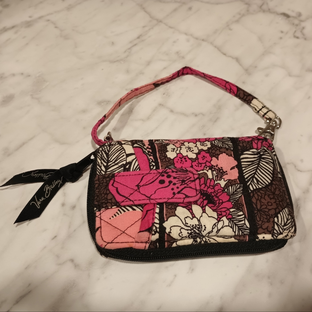Vera Bradley Carry It All Wristlet
